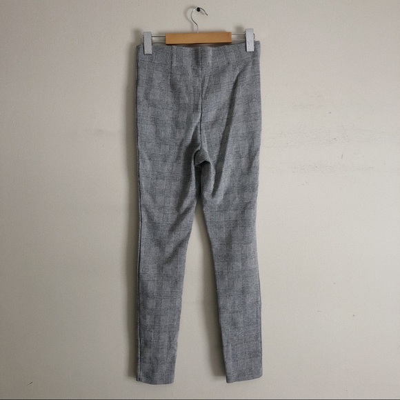 Size M, Forever 21, Plaid Pants - Picture 4 of 5